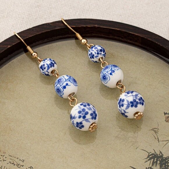 Yellow Gold Elegant Women's Handpainted And Porcelain Beaded Earrings - Picture 3 of 7